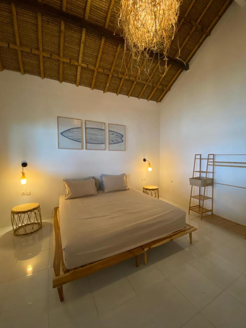 Hotel Surf Shack Grupuk Bumbang Esterno foto
